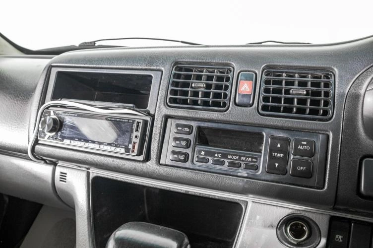 Mazda Bongo Friendee 13 из 20