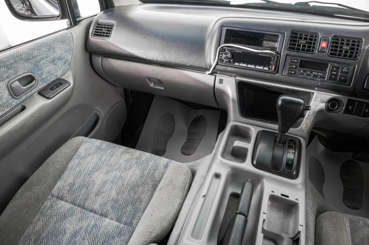 Mazda Bongo Friendee 15 из 20
