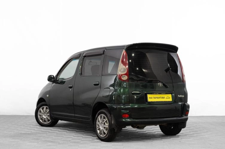 Toyota Funcargo 6 из 6