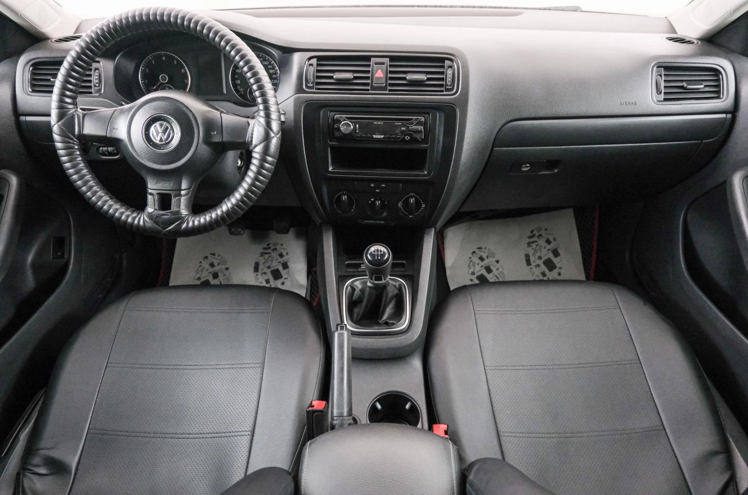Volkswagen Jetta 10 из 21