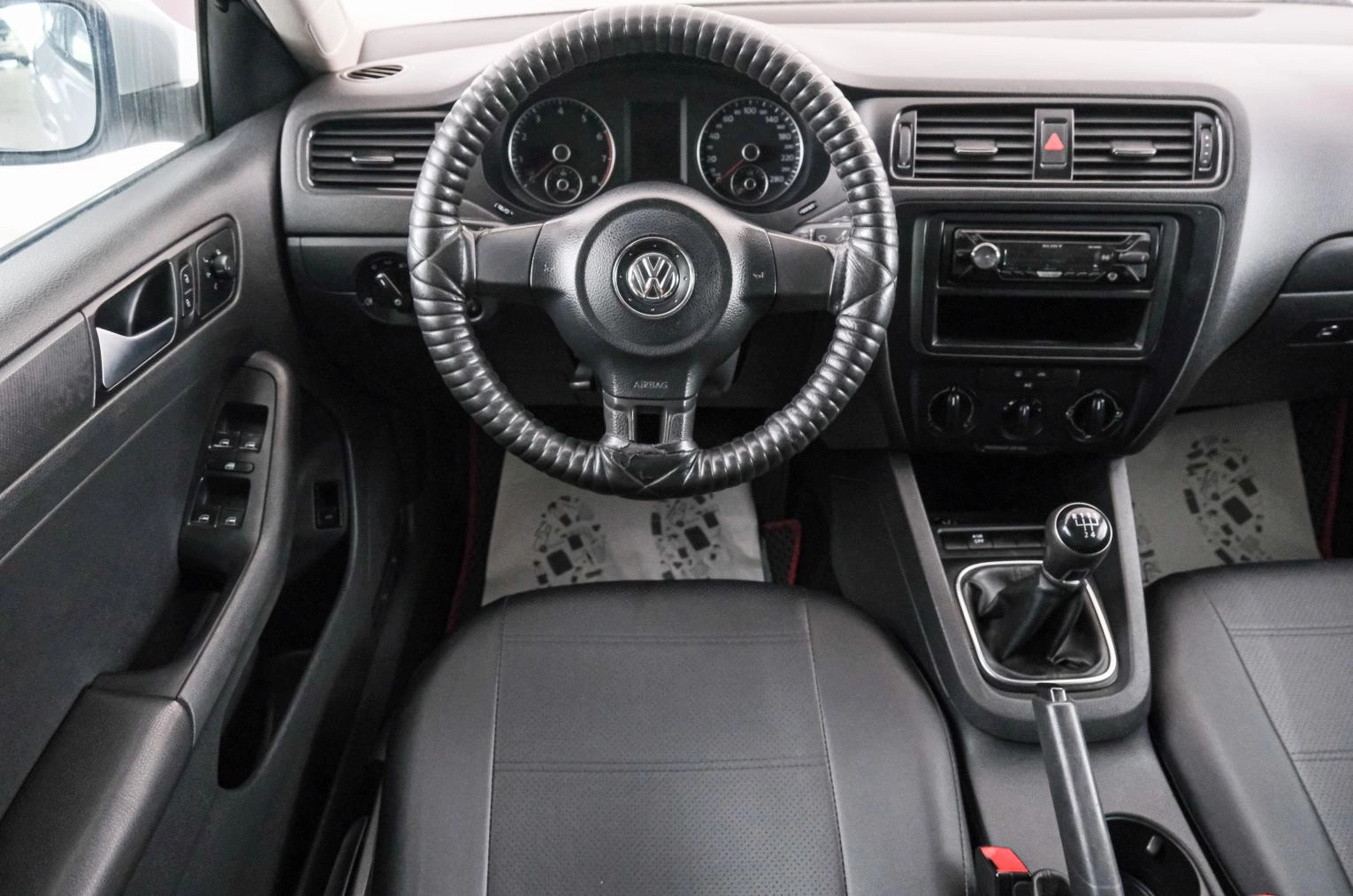 Volkswagen Jetta 14 из 21
