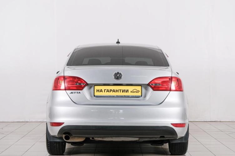 Volkswagen Jetta 5 из 6