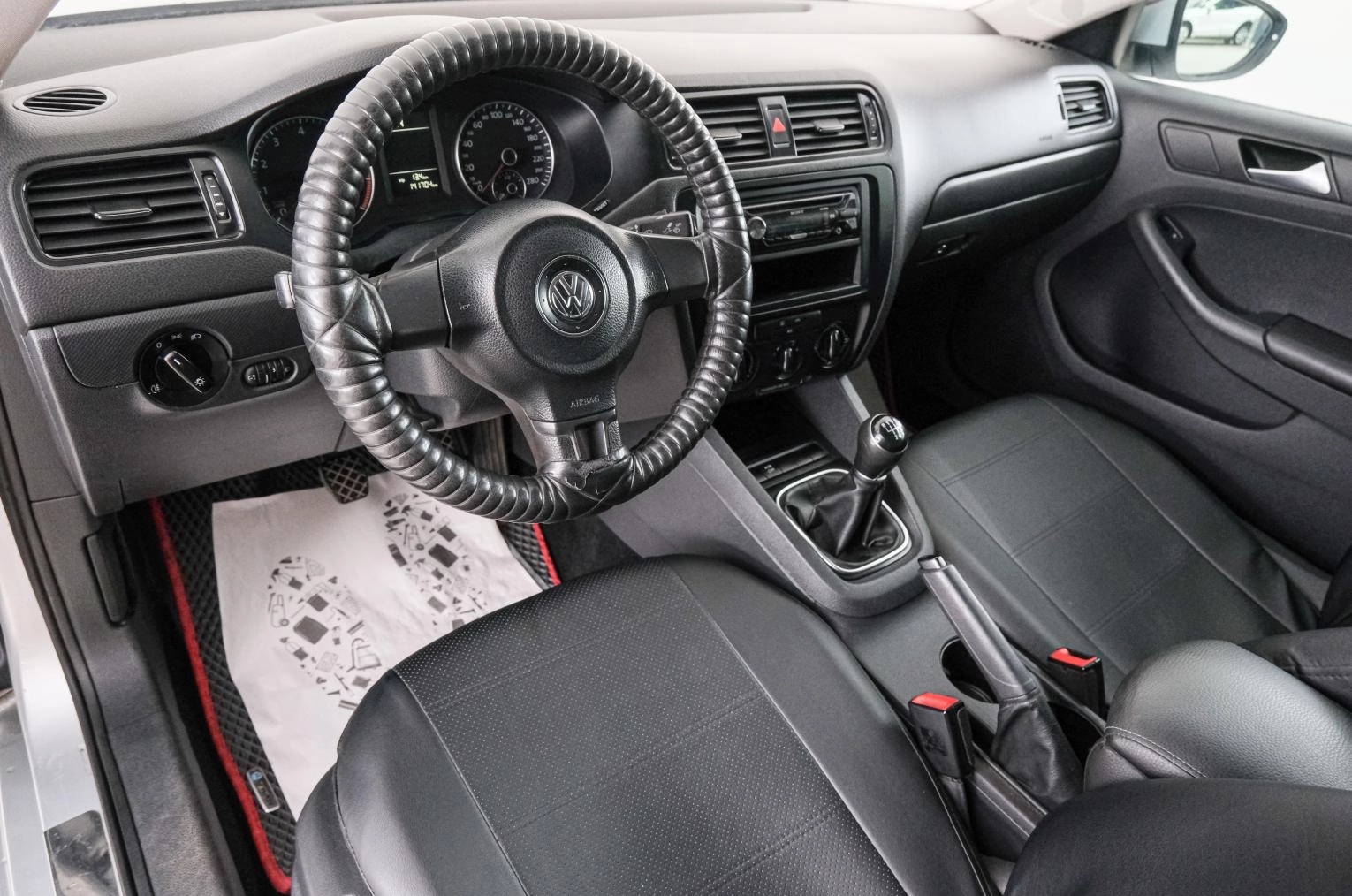 Volkswagen Jetta 8 из 21