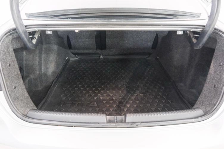 Volkswagen Jetta 21 из 21