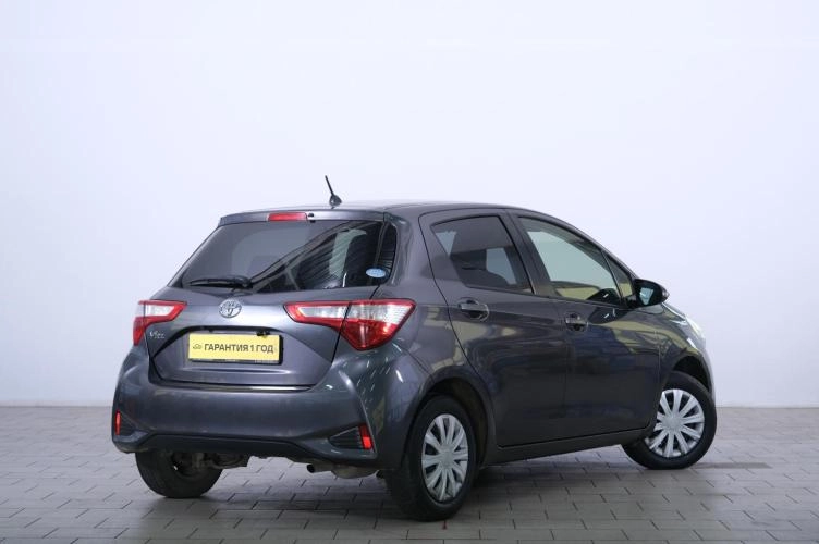 Toyota Vitz 6 из 6