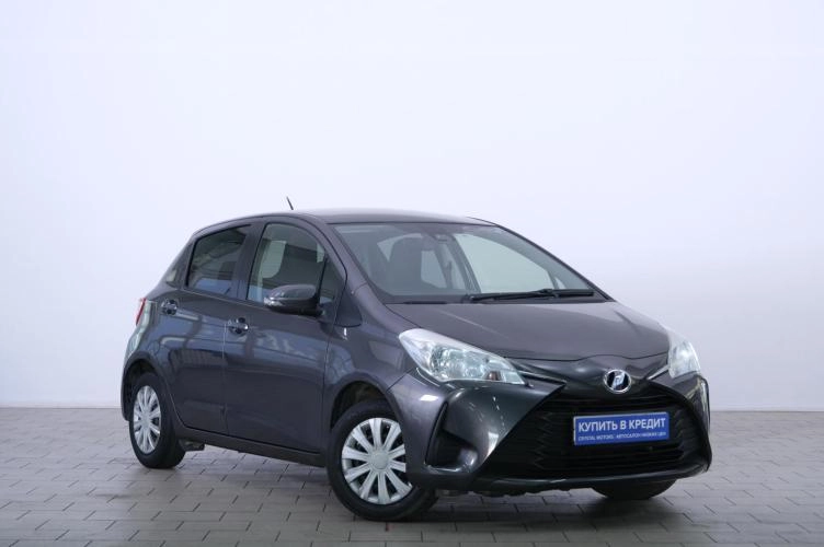 Toyota Vitz 1 из 6