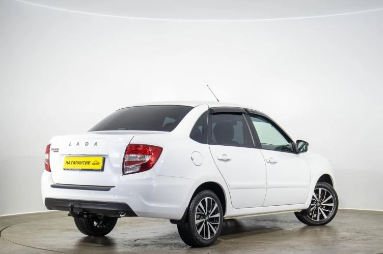 ВАЗ (LADA) Granta 4 из 6