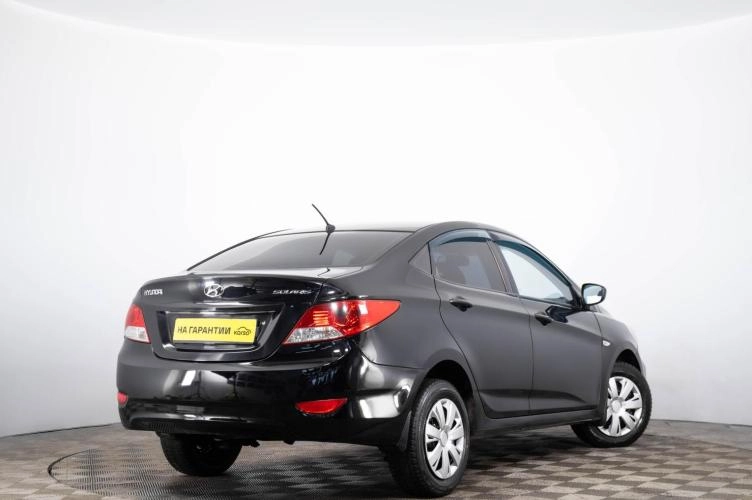 Hyundai Solaris 4 из 6