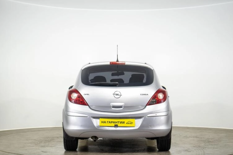 Opel Corsa 5 из 6