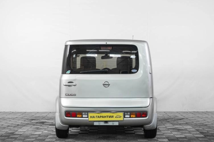 Nissan Cube 5 из 6