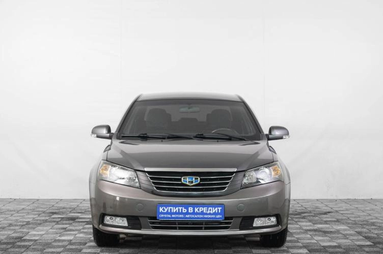 Geely Emgrand EC7 2 из 6