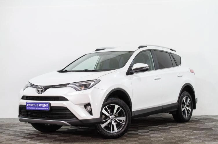 Toyota RAV4 3 из 6