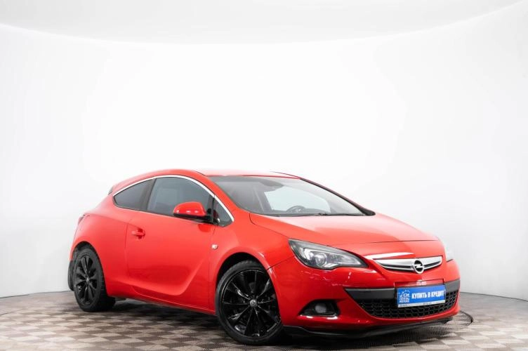 Opel Astra GTC 1 из 6