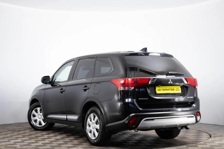 Mitsubishi Outlander 6 из 6