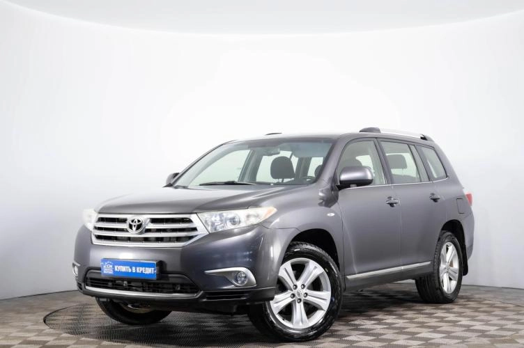 Toyota Highlander 3 из 6