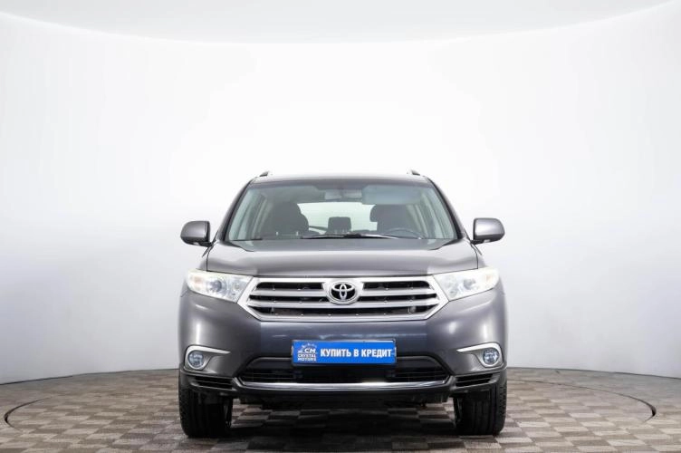 Toyota Highlander 2 из 6