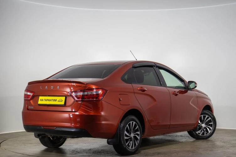 ВАЗ (LADA) Vesta 4 из 6