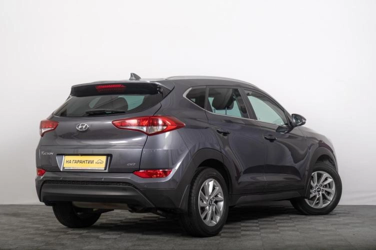 Hyundai Tucson 5 из 6