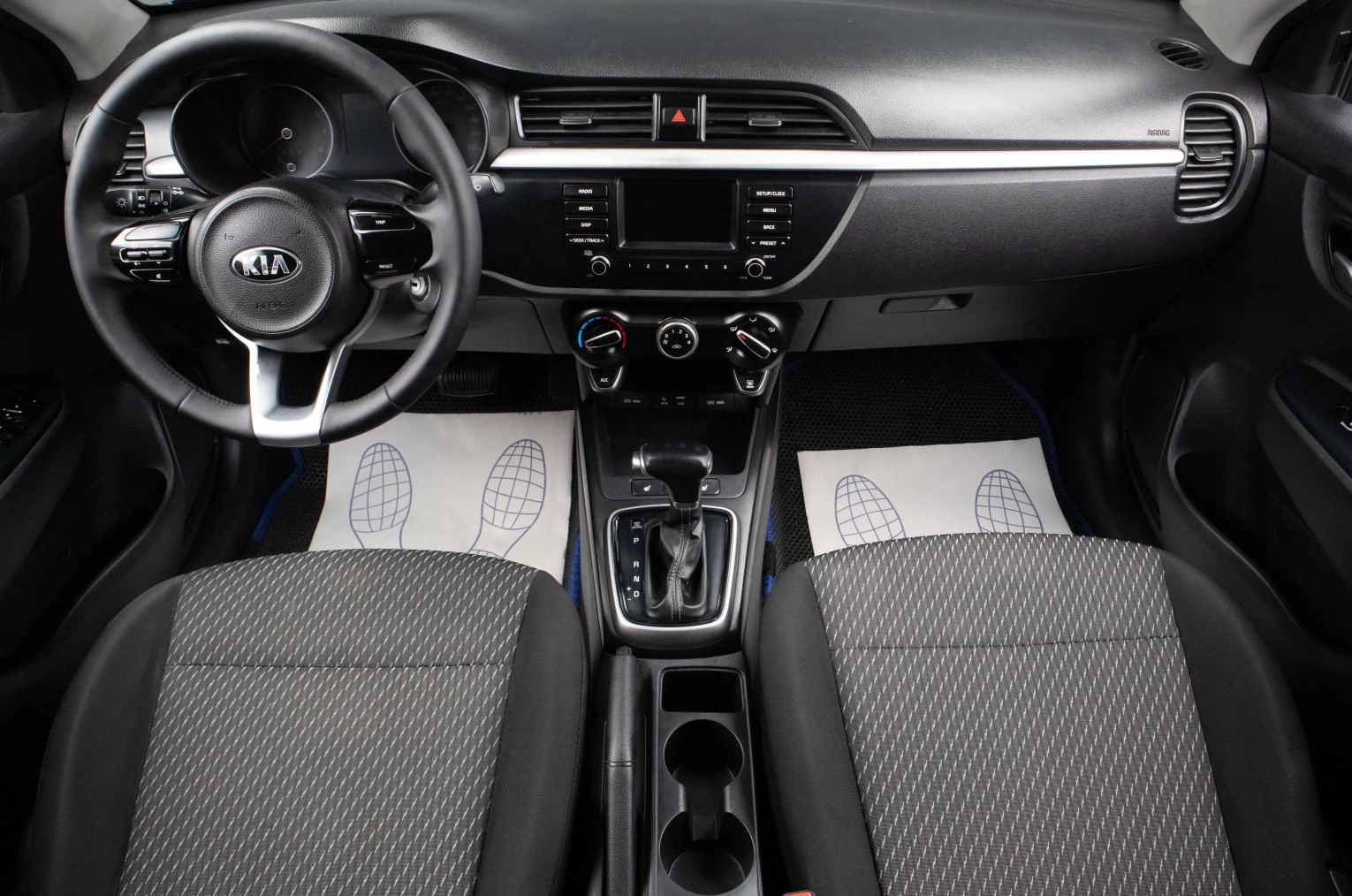 KIA Rio 7 из 21