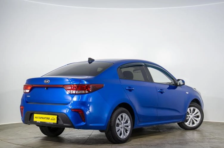 KIA Rio 4 из 6