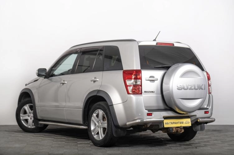 Suzuki Grand Vitara 5 из 6