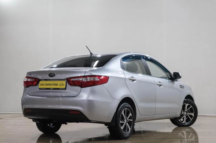 KIA Rio 6 из 6