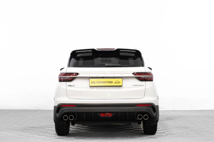 Geely Coolray 5 из 6