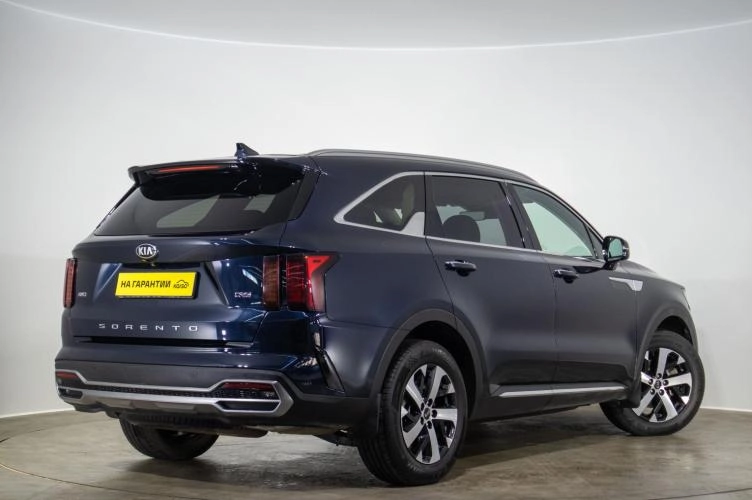 KIA Sorento 4 из 6