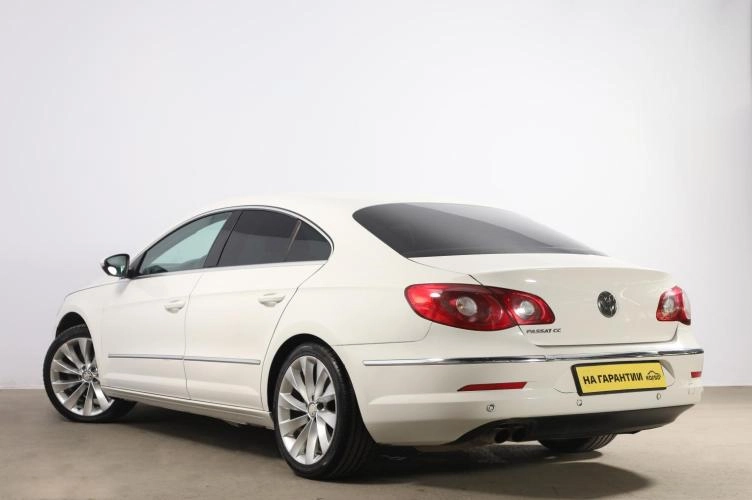 Volkswagen Passat CC 4 из 6