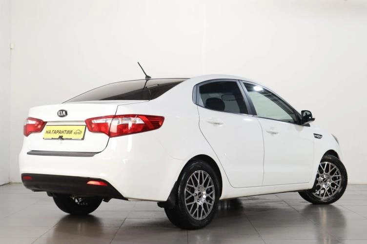 KIA Rio 6 из 6