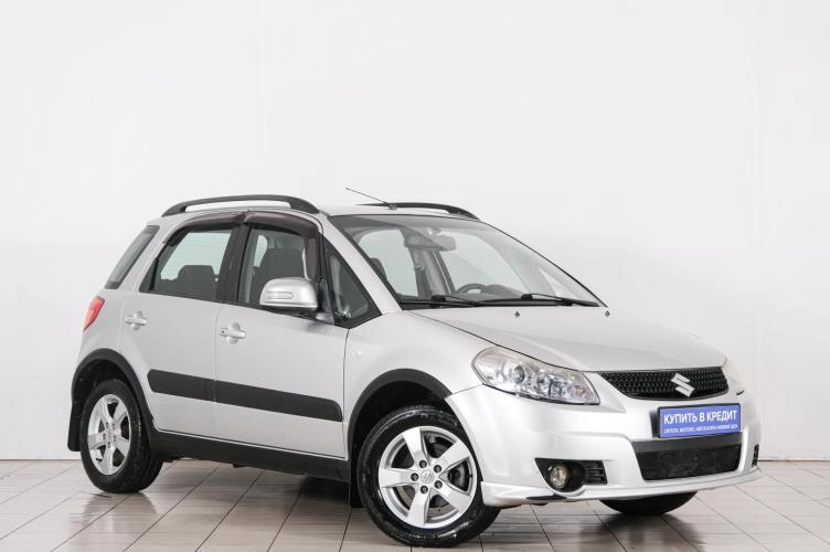 Suzuki SX4 1 из 6