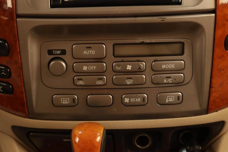 Toyota Land Cruiser 13 из 21