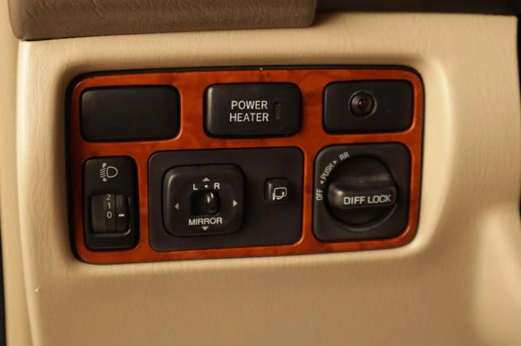 Toyota Land Cruiser 16 из 21