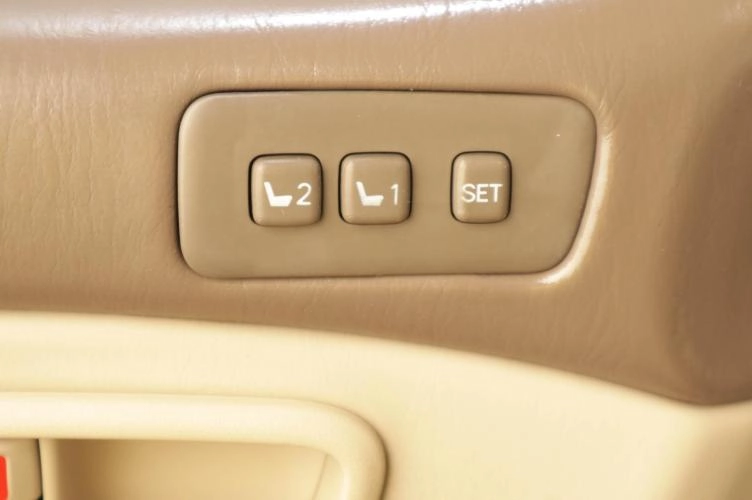 Toyota Land Cruiser 17 из 21