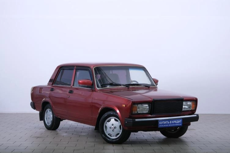 ВАЗ (LADA) 2107 1 из 6