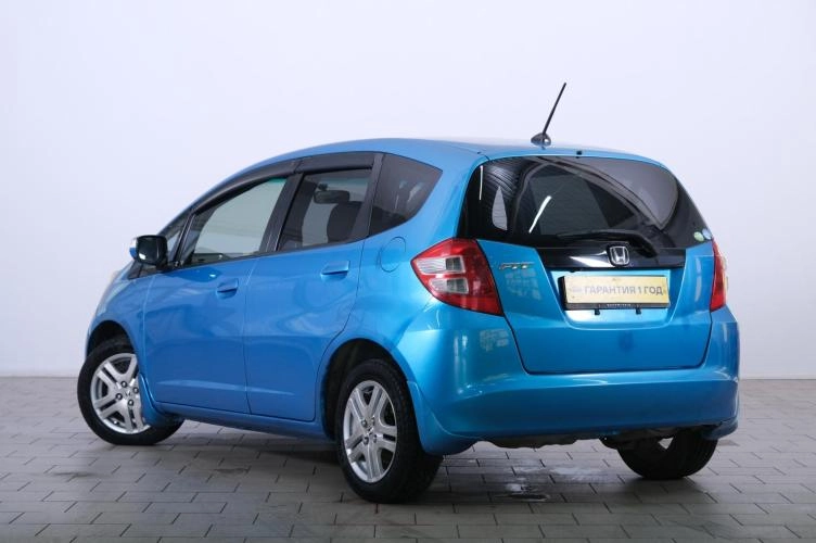 Honda Fit 4 из 6