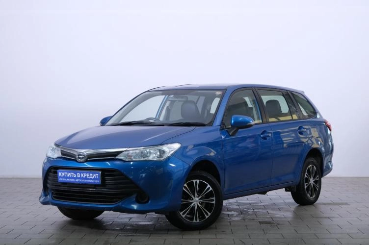 Toyota Corolla Fielder 3 из 6