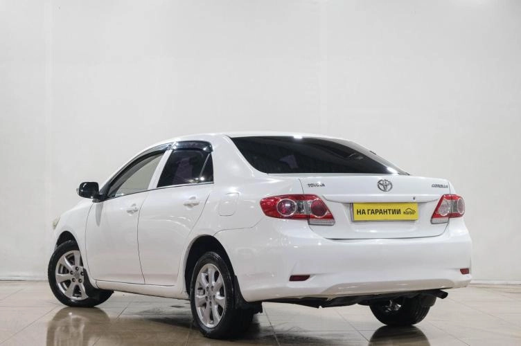Toyota Corolla 4 из 6