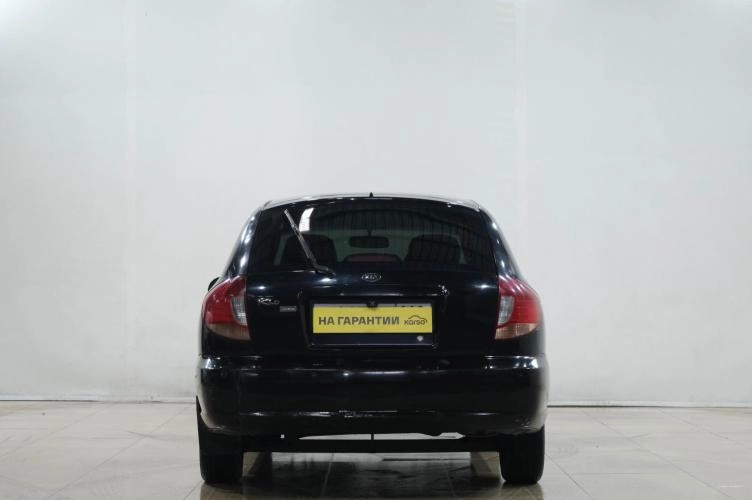 KIA Rio 5 из 6