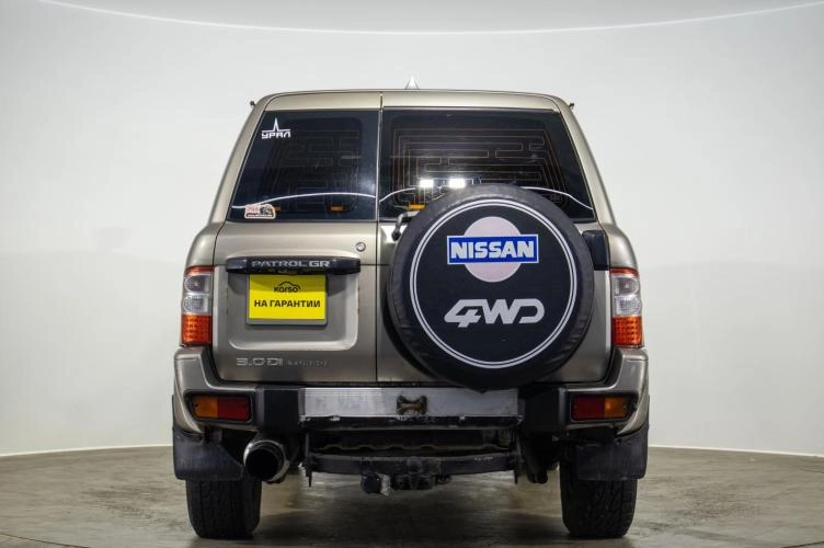 Nissan Patrol 5 из 6