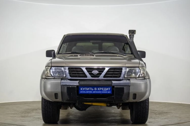 Nissan Patrol 2 из 6