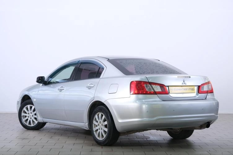 Mitsubishi Galant 4 из 6