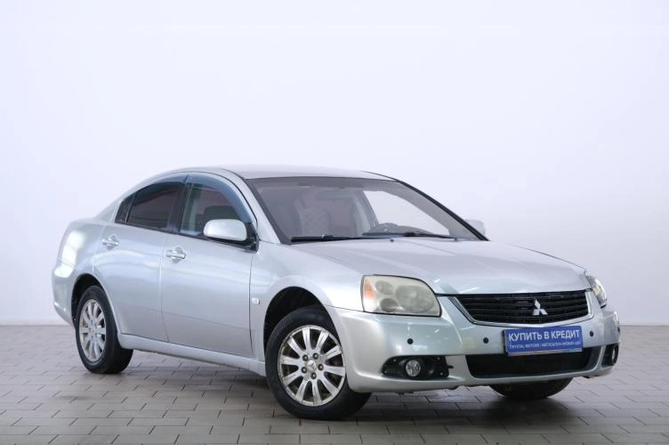 Mitsubishi Galant 1 из 6