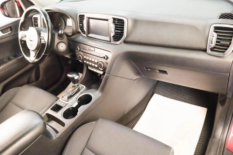 KIA Sportage 10 из 18
