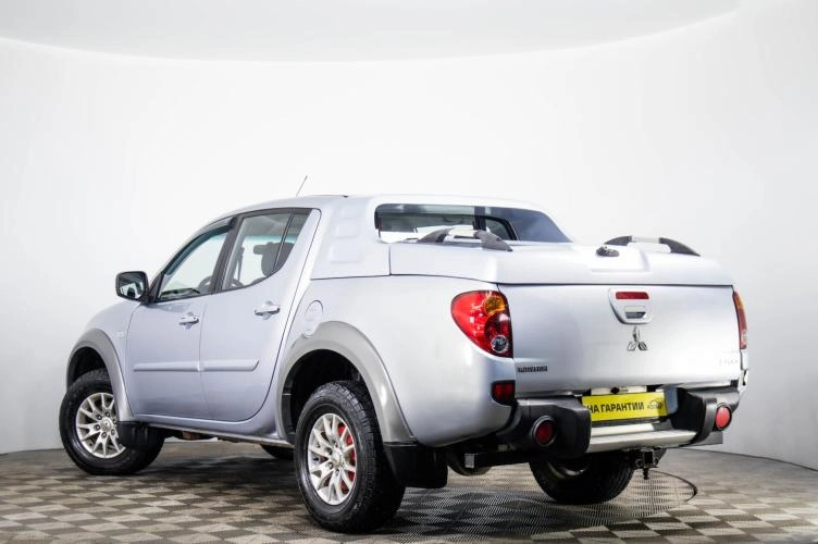 Mitsubishi L200 6 из 6