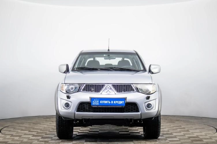 Mitsubishi L200 2 из 6