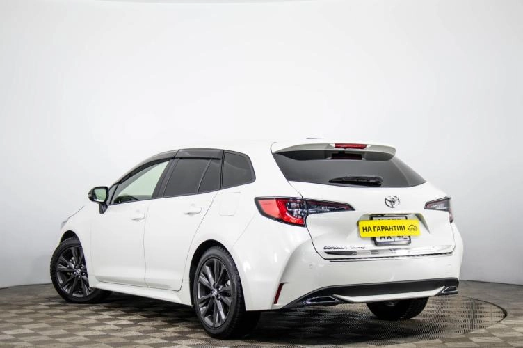 Toyota Corolla 6 из 6