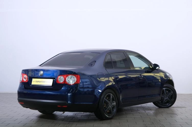 Volkswagen Jetta 6 из 6