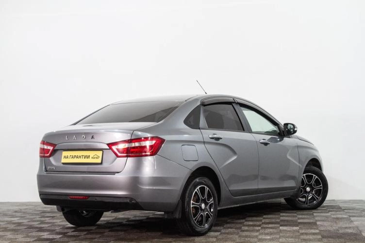 ВАЗ (LADA) Vesta 4 из 6