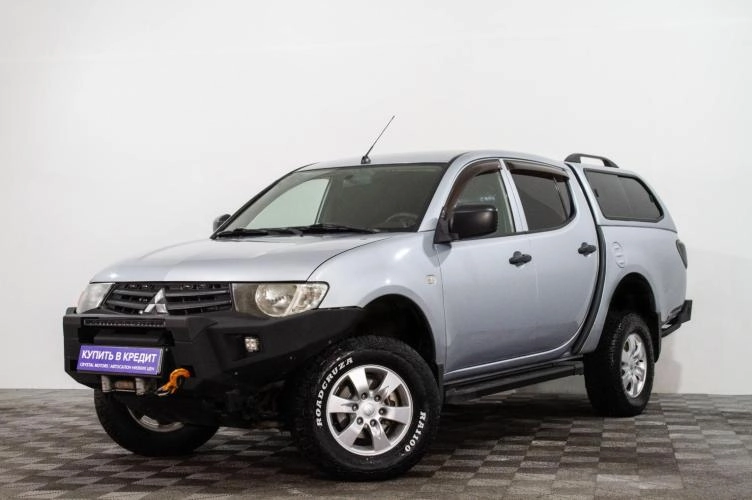 Mitsubishi L200 3 из 6